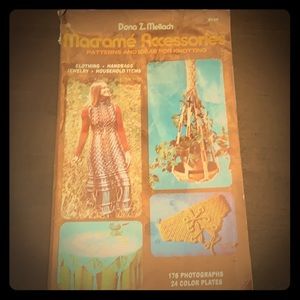 Macramé Accessories book